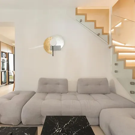 Mella Roa - Onyx Villa *