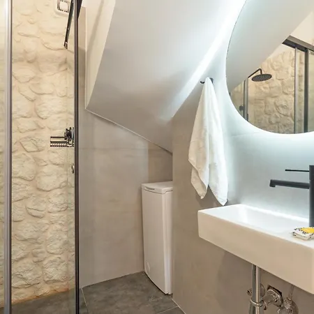 Villa Mella Roa - Onyx Nydri (Lefkada)