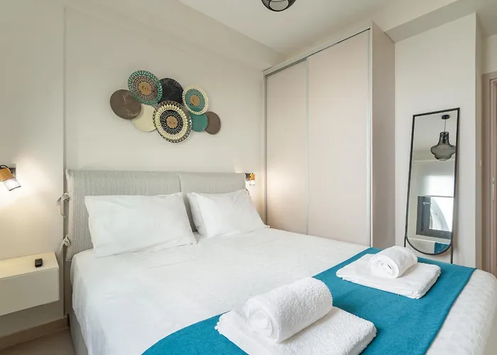 Mella Roa - Onyx Nydri (Lefkada)