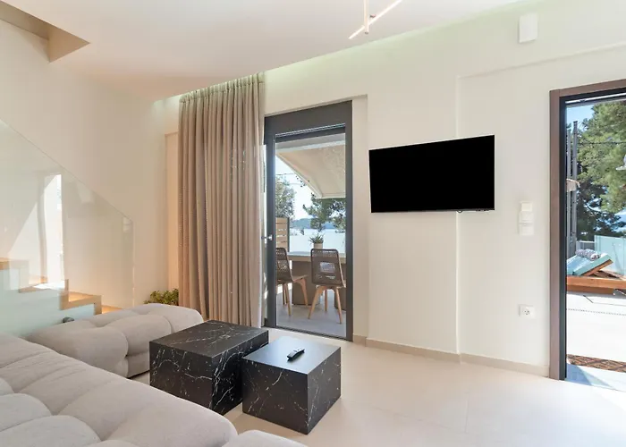 Mella Roa - Onyx * Nydri (Lefkada)